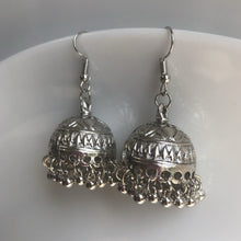 Load image into Gallery viewer, MAHIRA Earrings - Oara Official