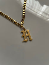 Load image into Gallery viewer, ORIGIN - Initial Necklace - Oara Official