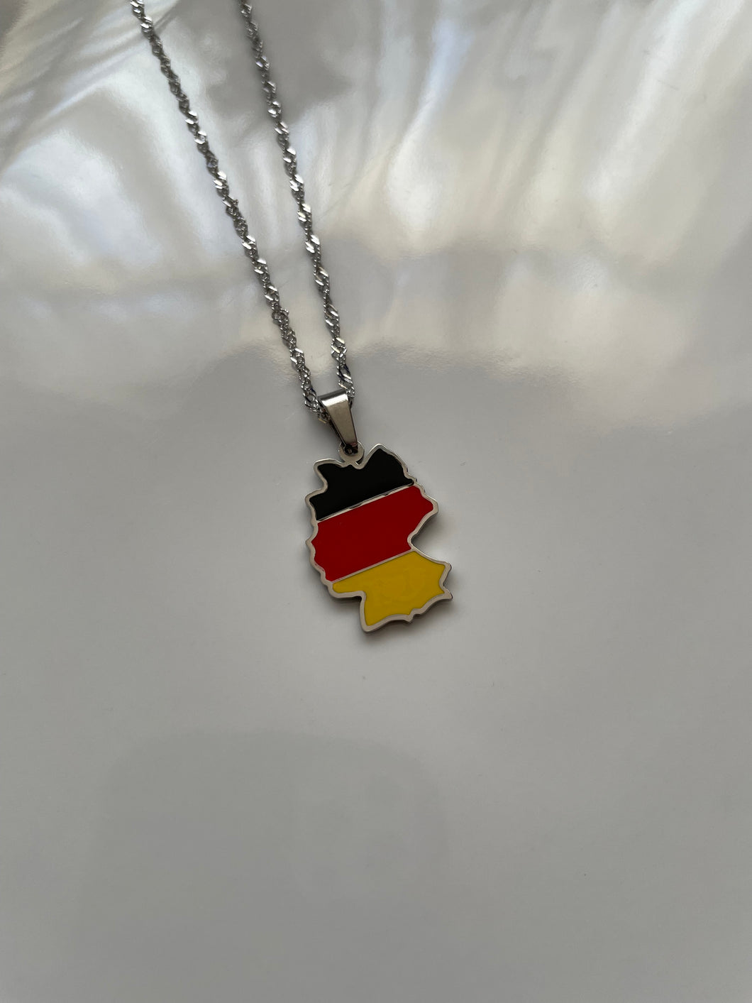 GERMANY Necklace - SILVER (Flag) - Oara Official