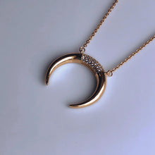 Load image into Gallery viewer, LUNA Necklace - Oara Official
