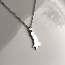 Load image into Gallery viewer, PAKISTAN Necklace - SILVER - Oara Official
