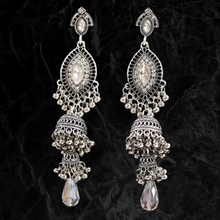 Load image into Gallery viewer, AYEZA Earrings - Oara Official
